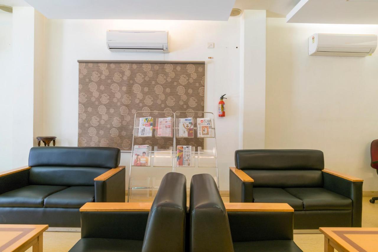 Crescent Park Hotel Chennai Exterior photo